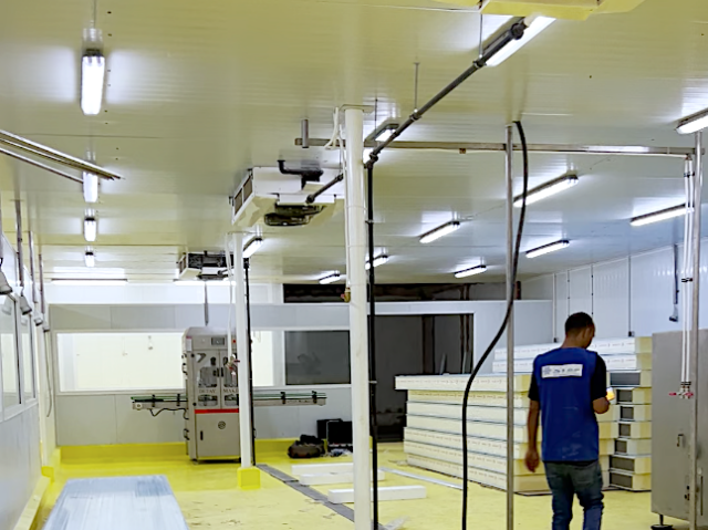 05 - SERVICES - Climatisation industrielle02 TPN Salle de travail usine